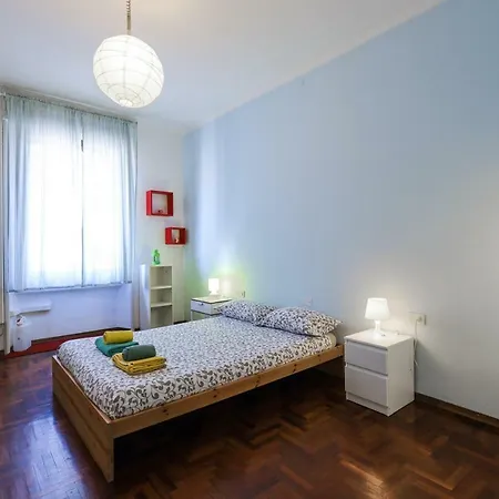 Venini Flat Apartment Milan