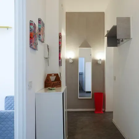 Apartment Venini Flat Milan